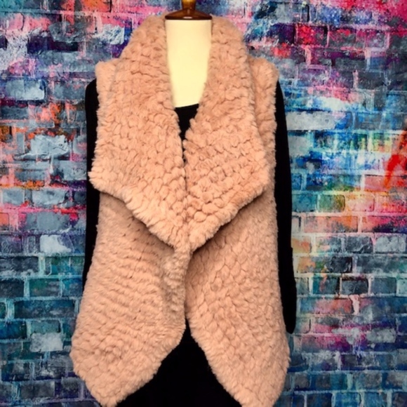 Bagatelle Faux Fur Vest - Picture 7 of 7